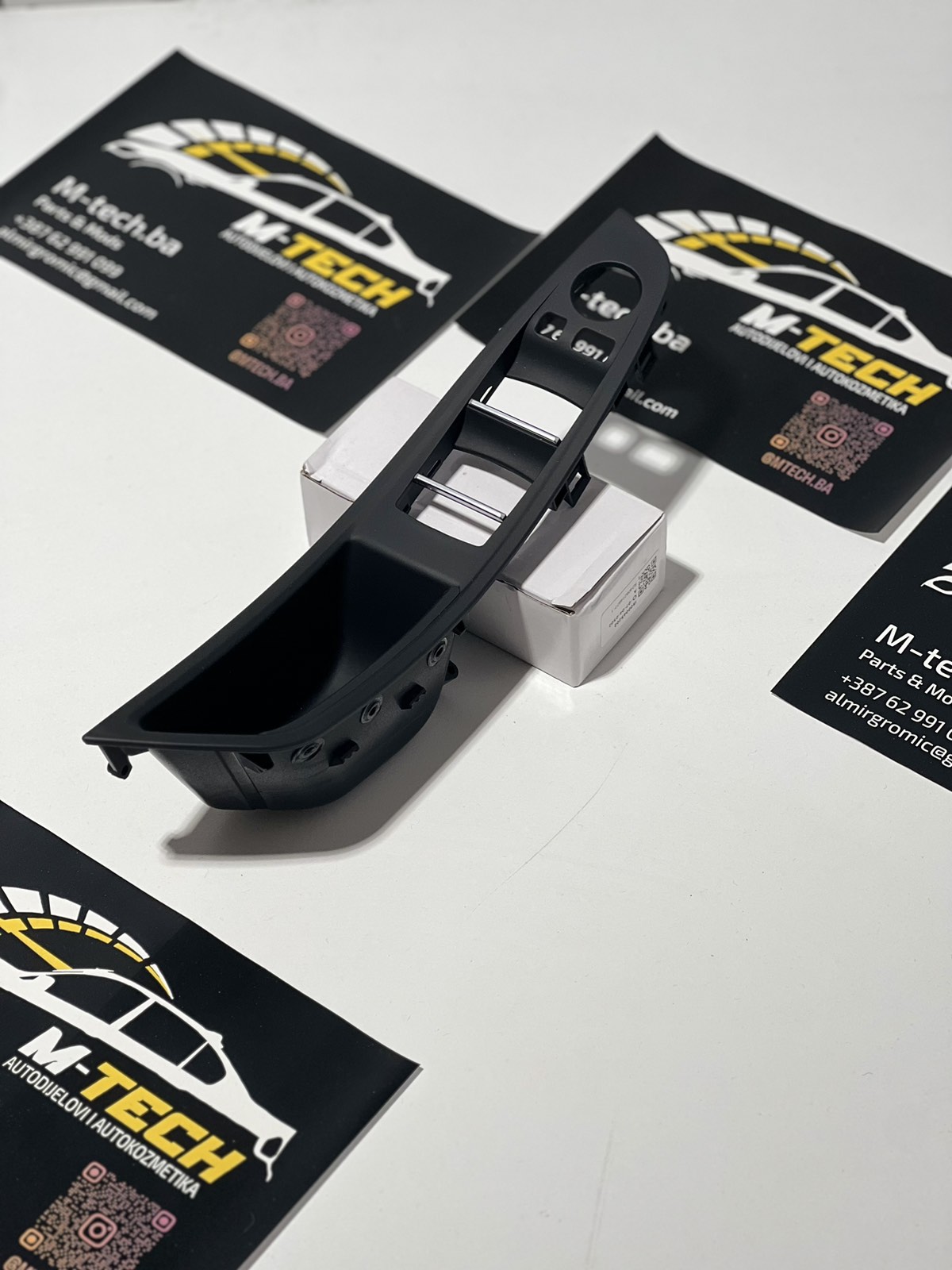 BMW F10 F11 Black Door Handle Interior LHD
